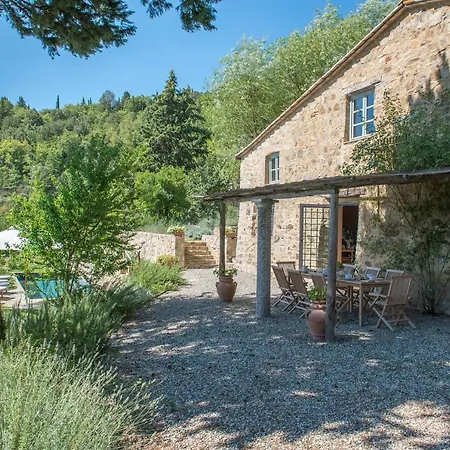 Delle Upupe 8, Emma Villa